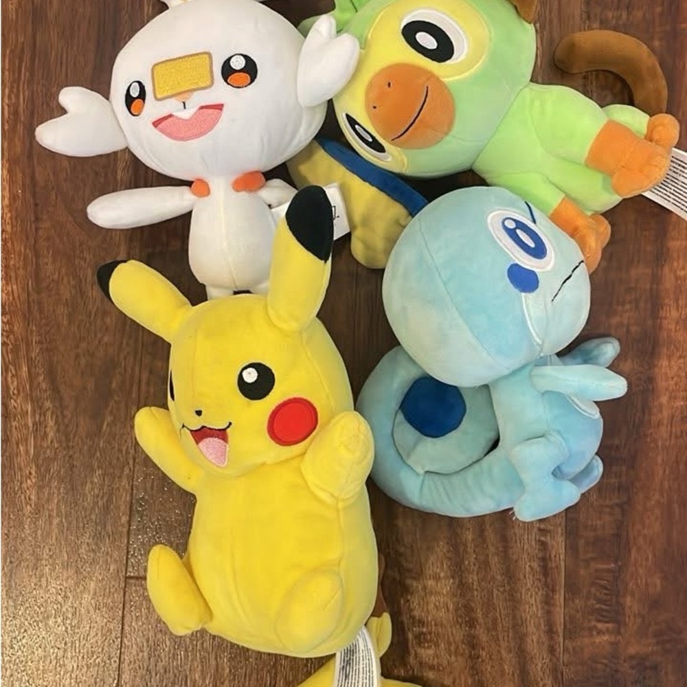 Pokemon Plush Lot